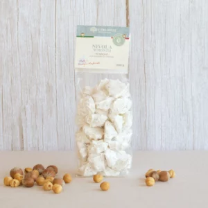 nivola-montij-meringhe-granella-nocciole-azienda-agricola-i-tre-gelsi-davide-pescarmona-colcavagno-montiglio-monferrato_compressed